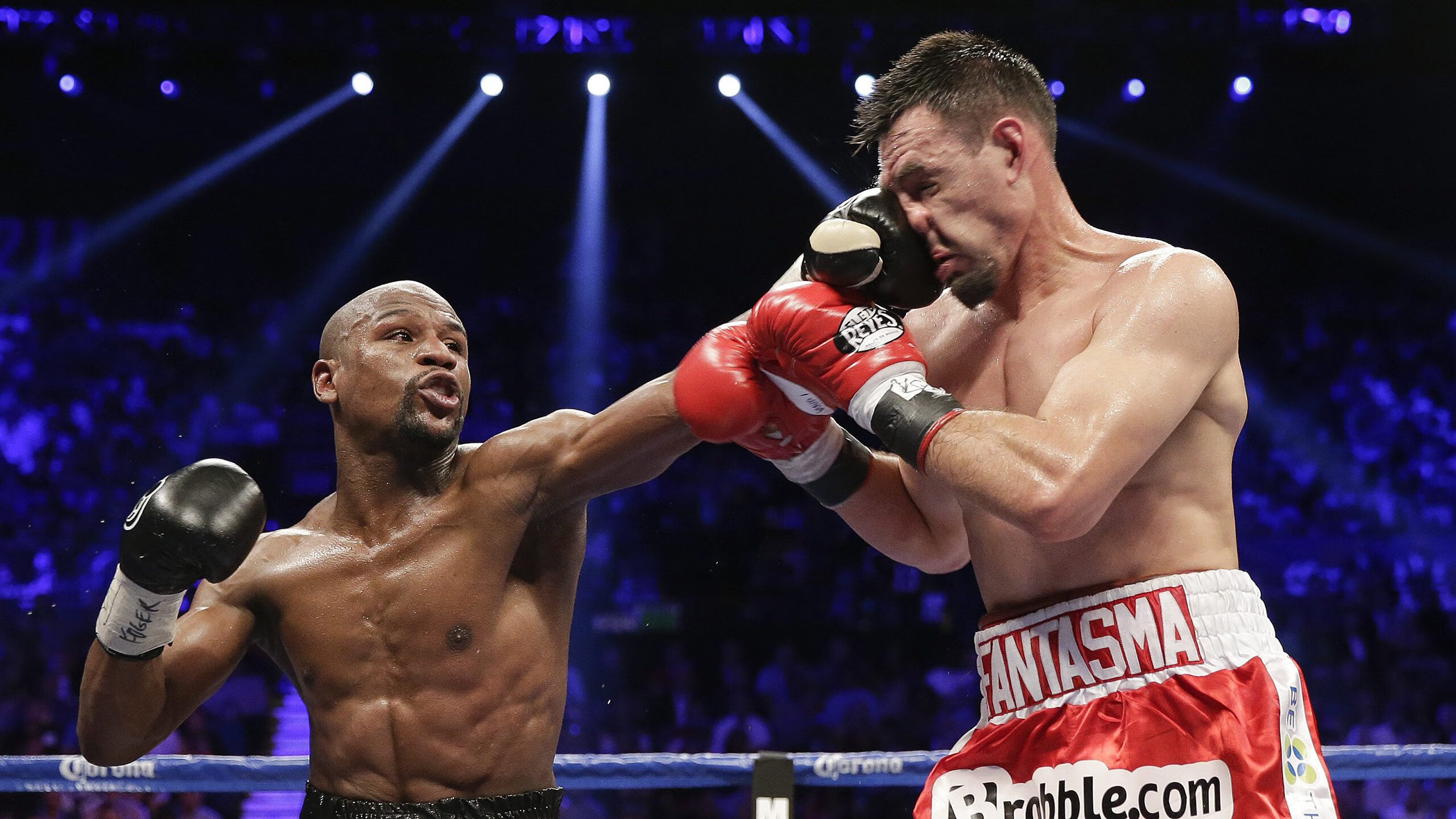 “胡利安·门德斯：全能球员的崛起，助力阿根廷美洲狮队未来走向巅峰”