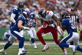 爱游戏电竞官网-德甲攻防大战：节奏快得令人窒息的比赛，德甲进攻型球队